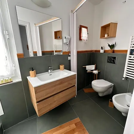 Apartment Binario Zero La Spezia